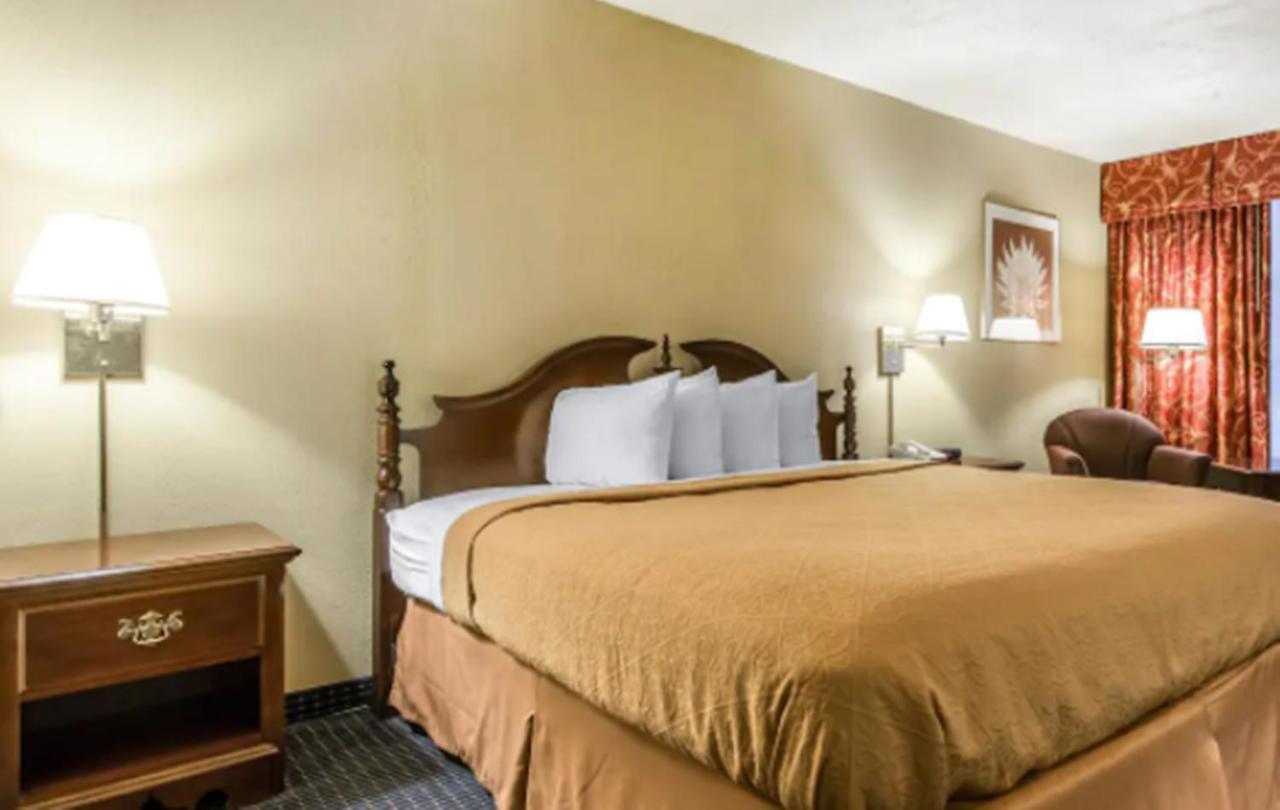 Quality Inn & Conference Center Съмърсет Екстериор снимка